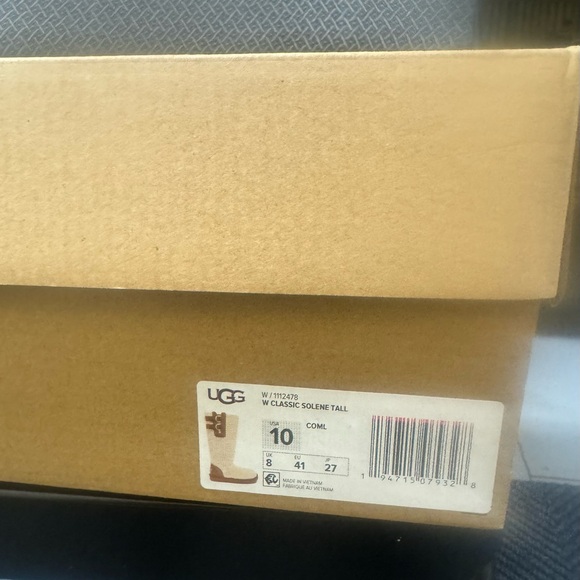 UGG CLASSIC SOLENE TALL WOMAN’S SIZE 10 NIB CRÈME - Picture 5 of 5